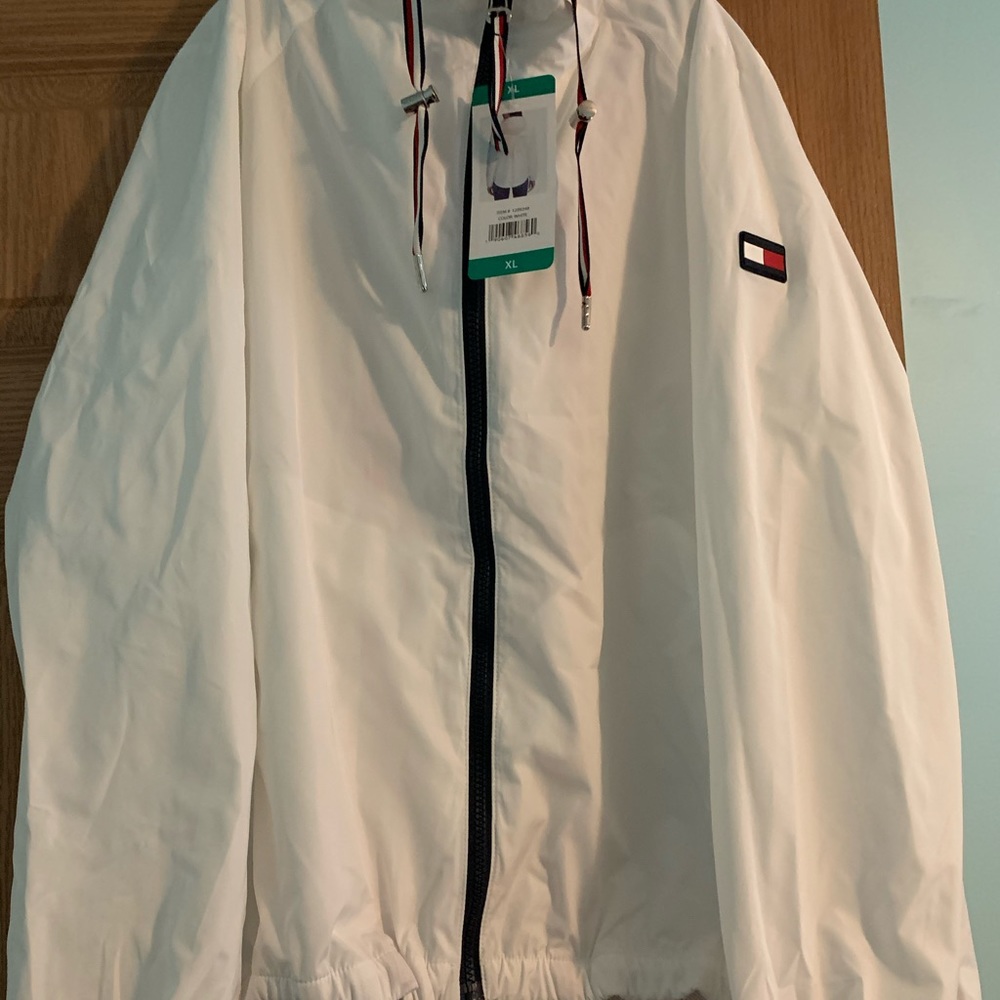 White Tommy Hilfiger Windbreaker with hood